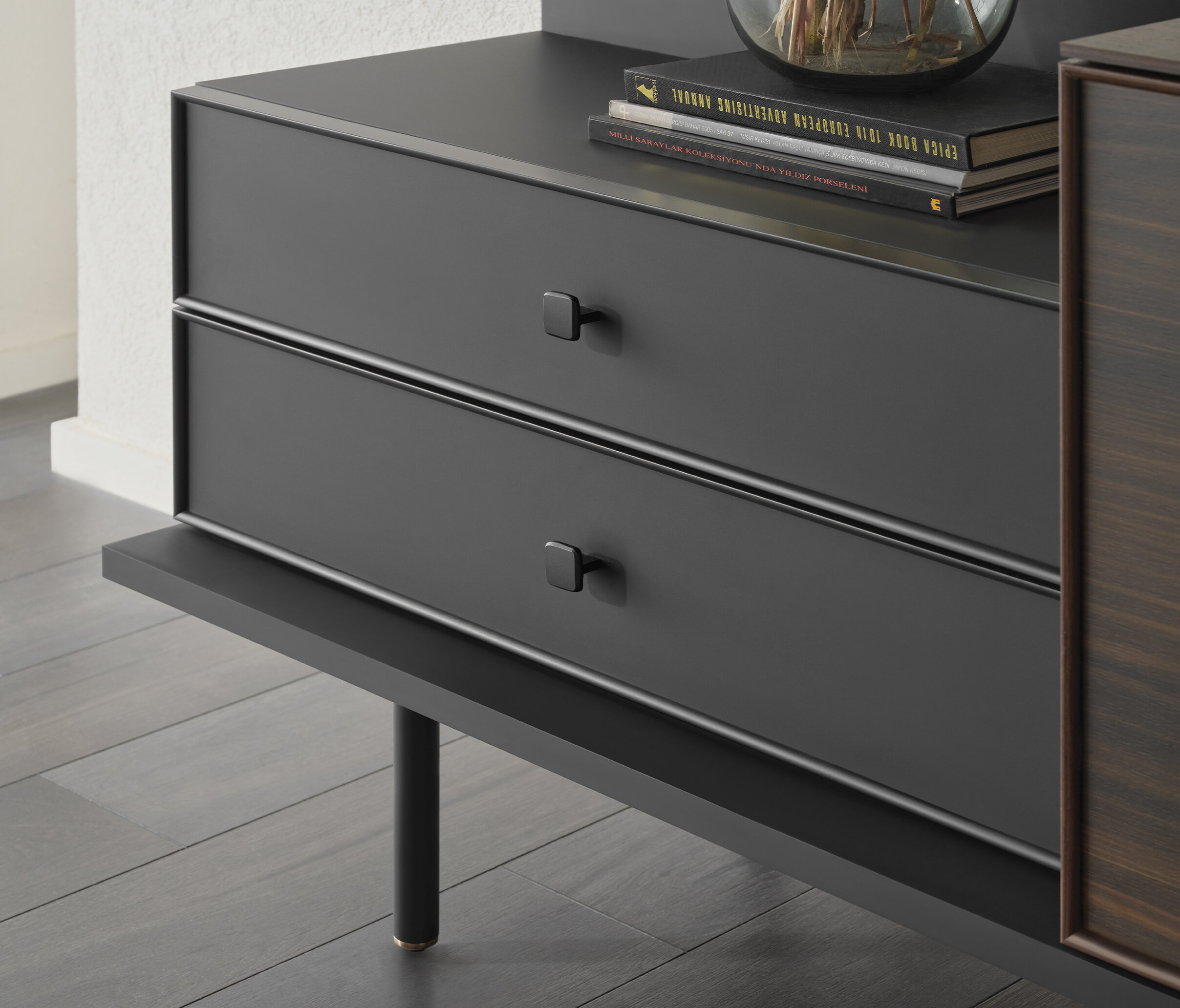 PARMA SIDEBOARD.. - Image 5
