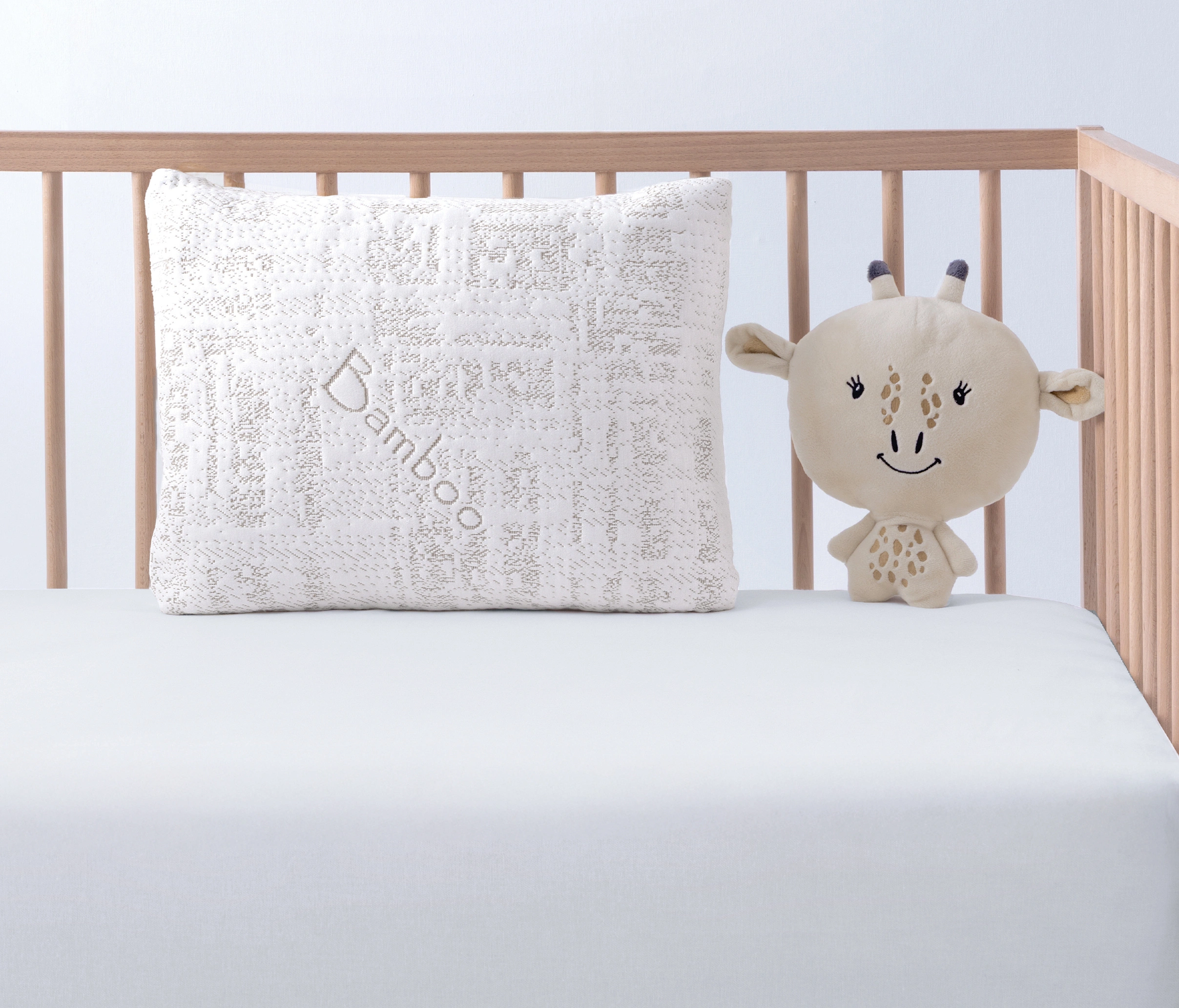 Bamboo Baby Pillow 35x45 (200 Gr) - Image 2