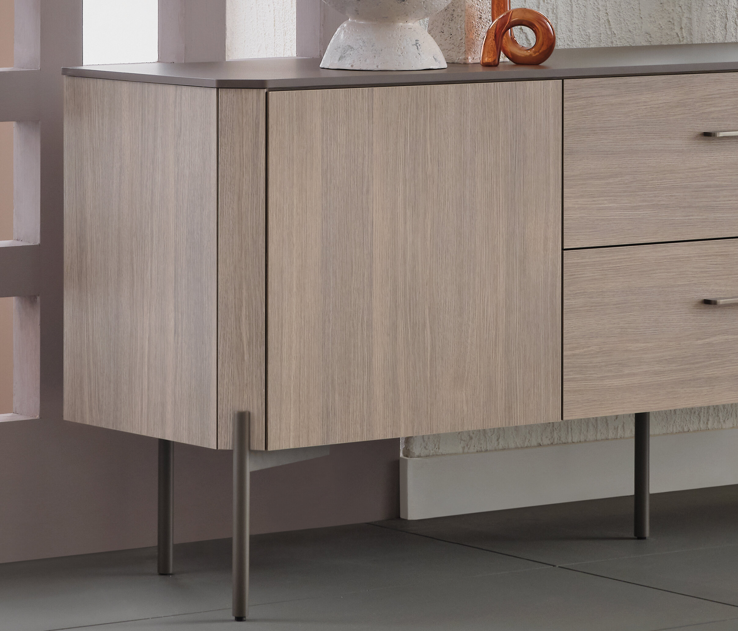 VARENA SIDEBOARD - Image 5