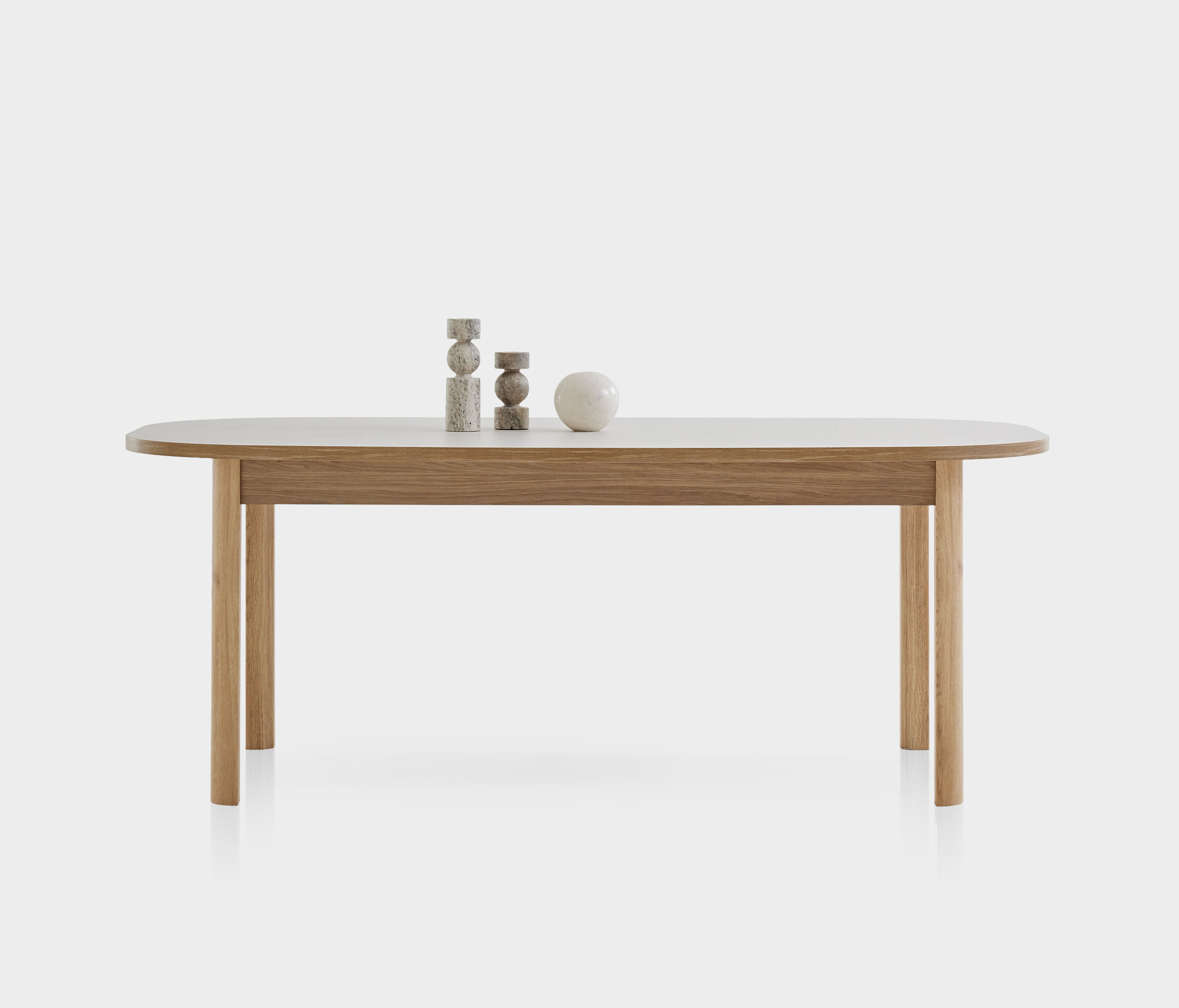 PERGE NON-EXTENDABLE TABLE WITH WOODEN LEG