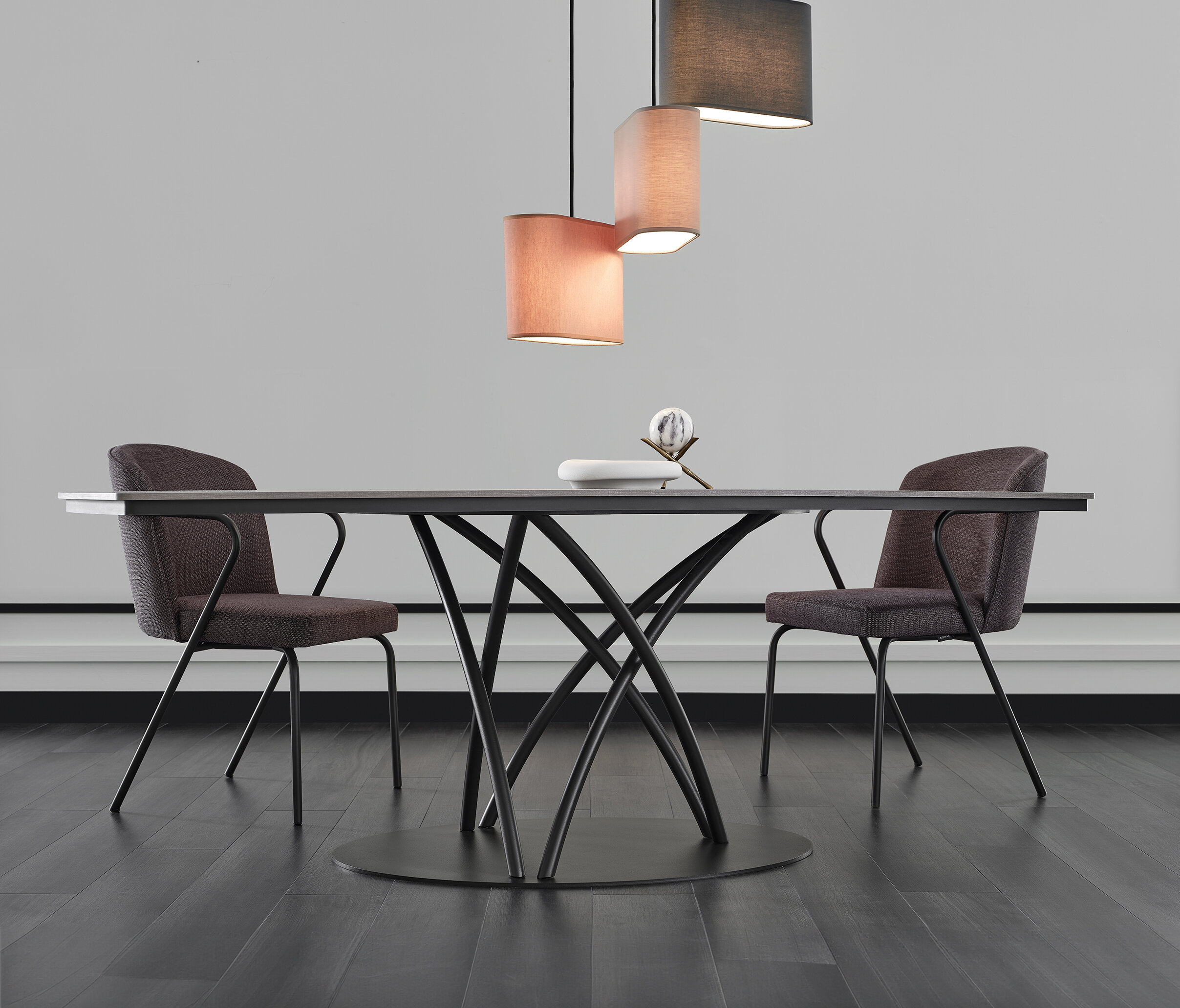 BERTA NON-EXTENDABLE TABLE - ROUND METAL LEG.. - Image 2