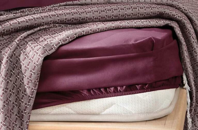 Queen Size Marita Pique Set - - Image 3