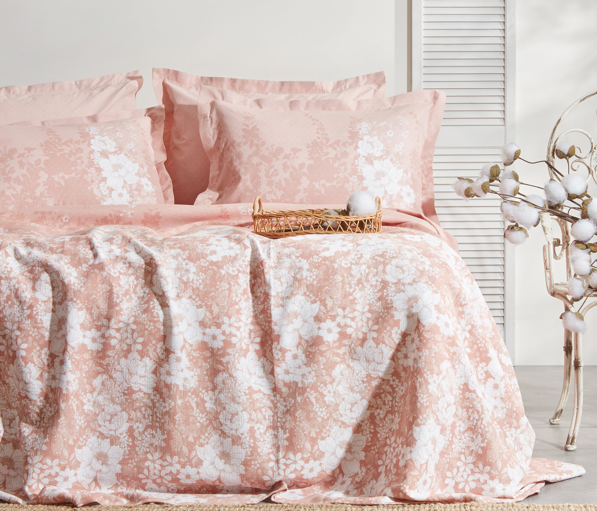 Queen Size Andressa Rnf Duvet Cover Set - Blush - Image 2