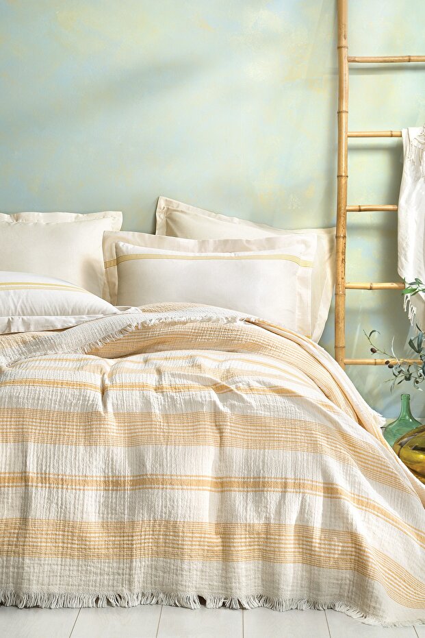 Queen Size Meri Pique Set - - Image 2