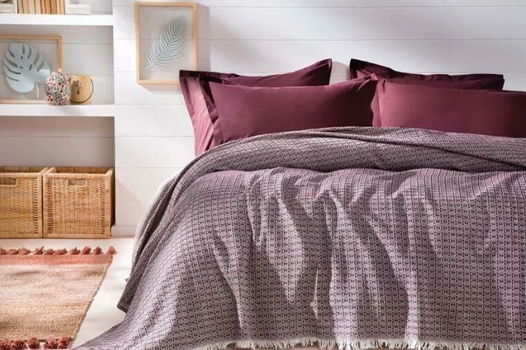 Queen Size Marita Pique Set - - Image 2