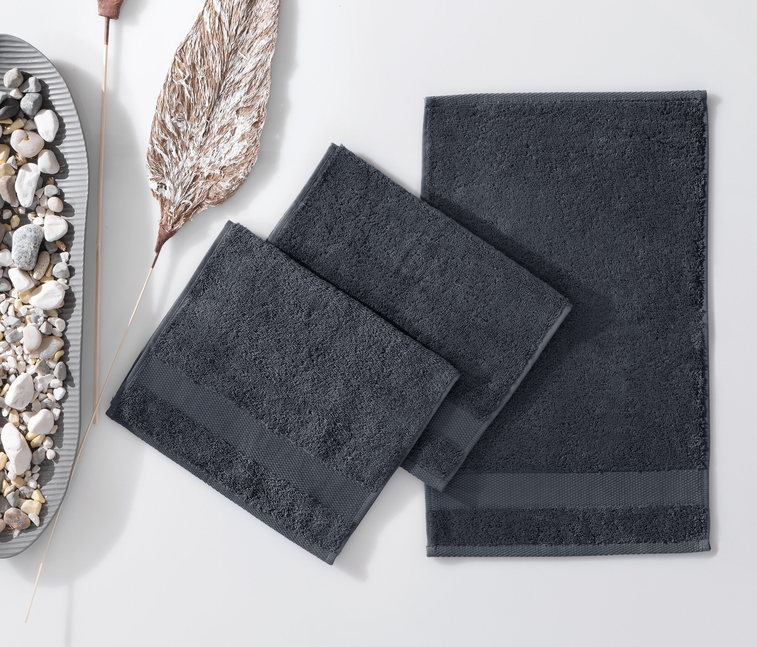 Essentials Hand Towel - Anthracite (50x90 cm) - Image 2
