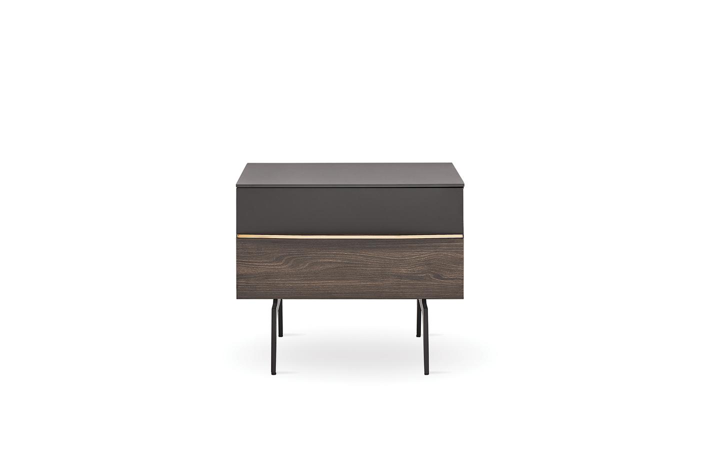 MAR?ON NIGHTSTAND - Image 4