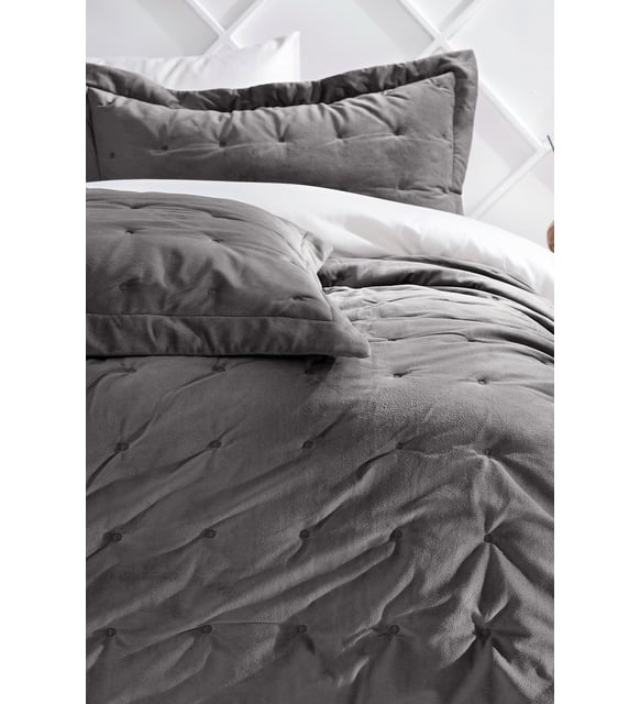 Queen Size Vals Bedspread Set -