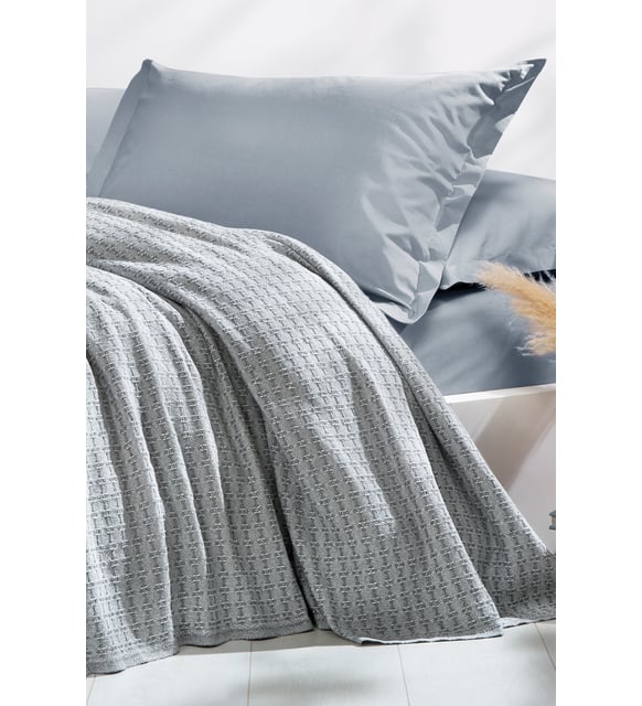 Queen Size Marita Pique Set -