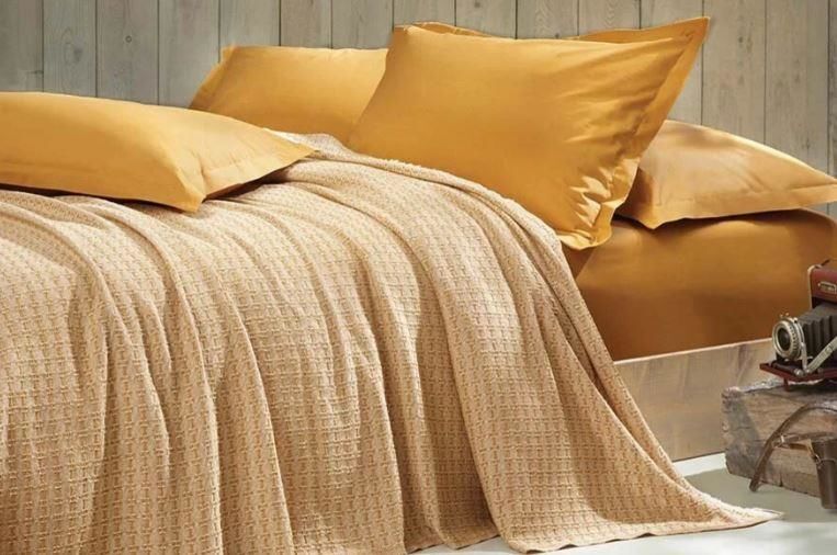Queen Size Marita Pique - Saffron