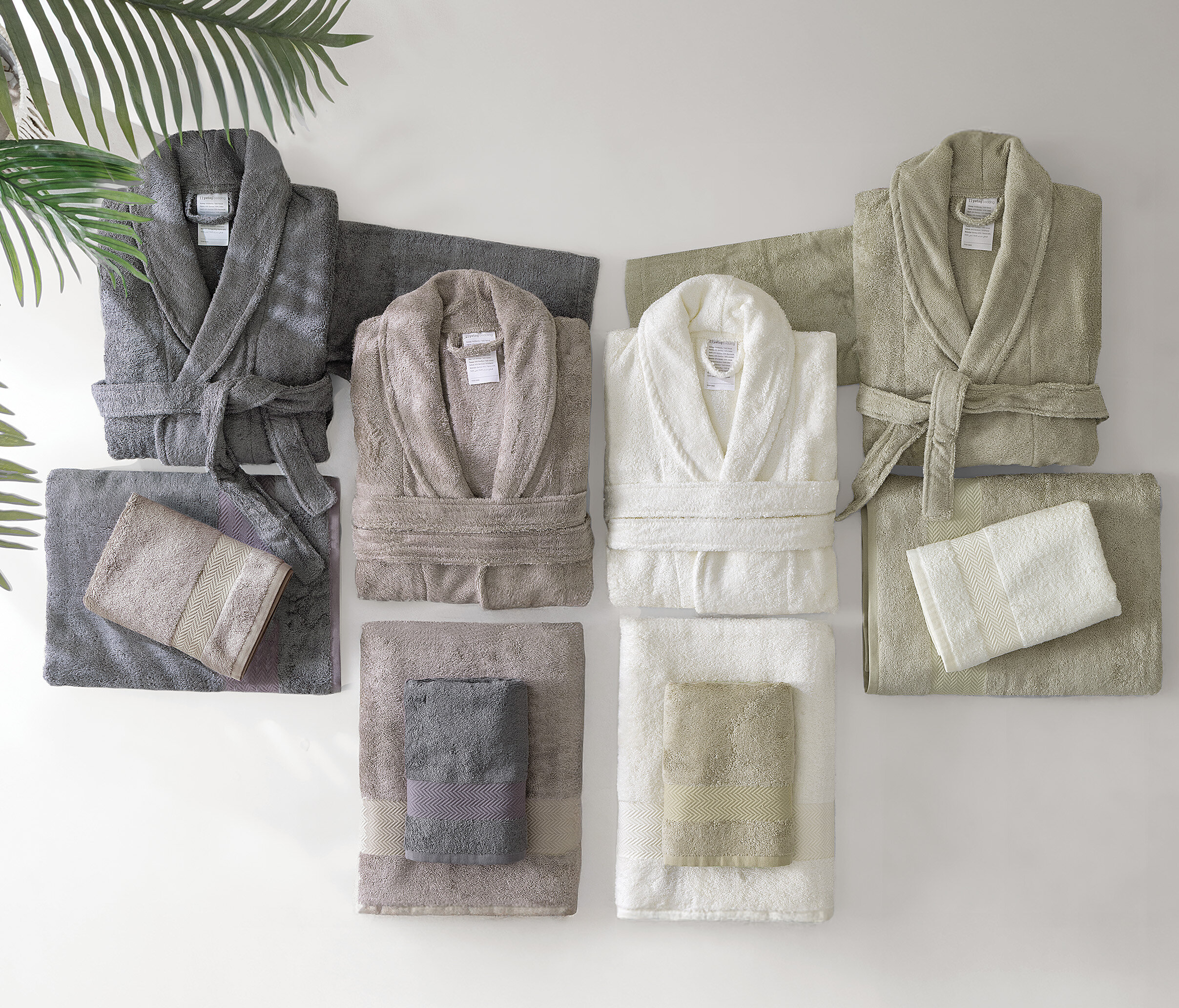 Essentials Bathrobe - Ecru (XL)