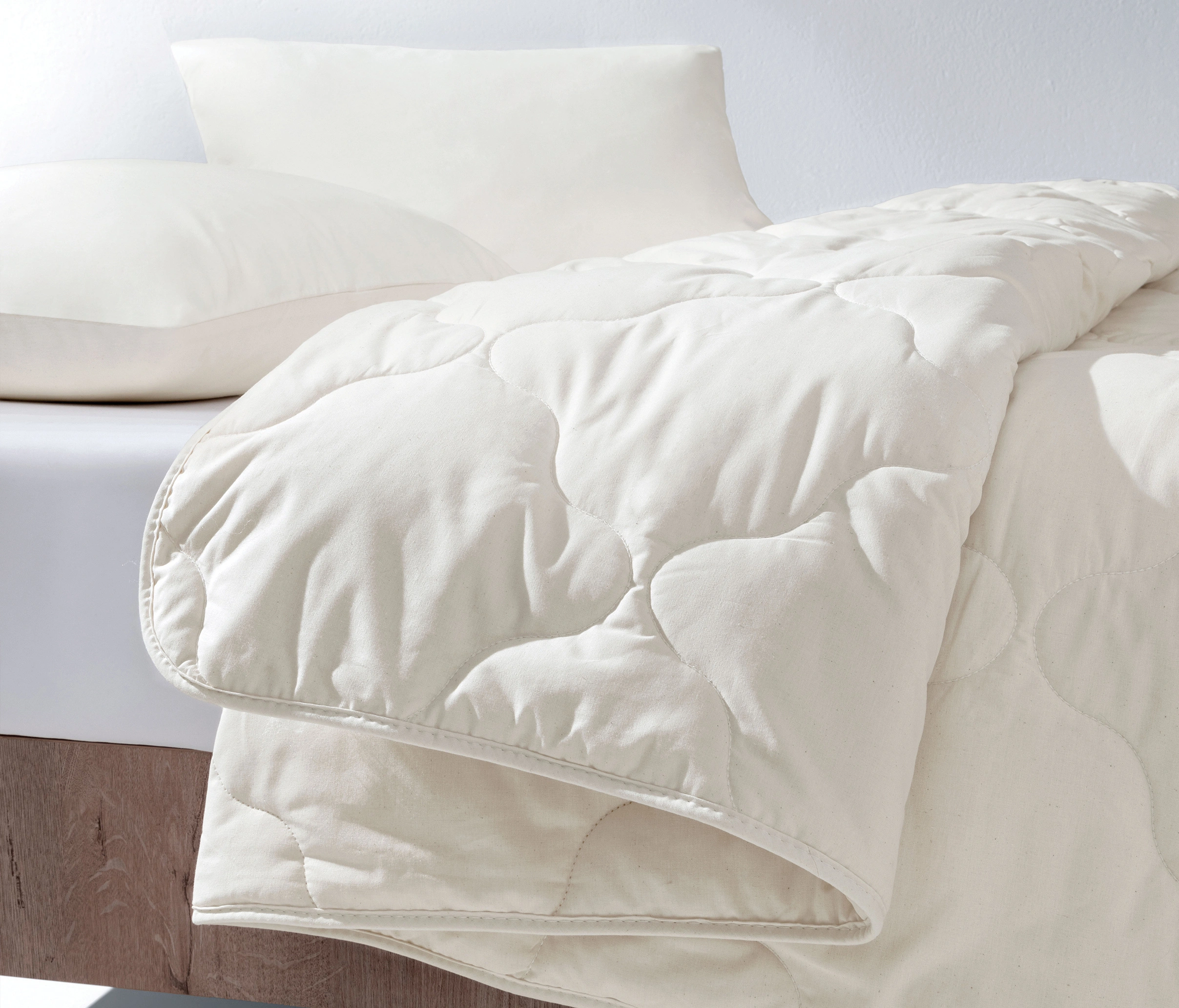 155X215 SUPERWASHED WOOL QUILT - Image 2