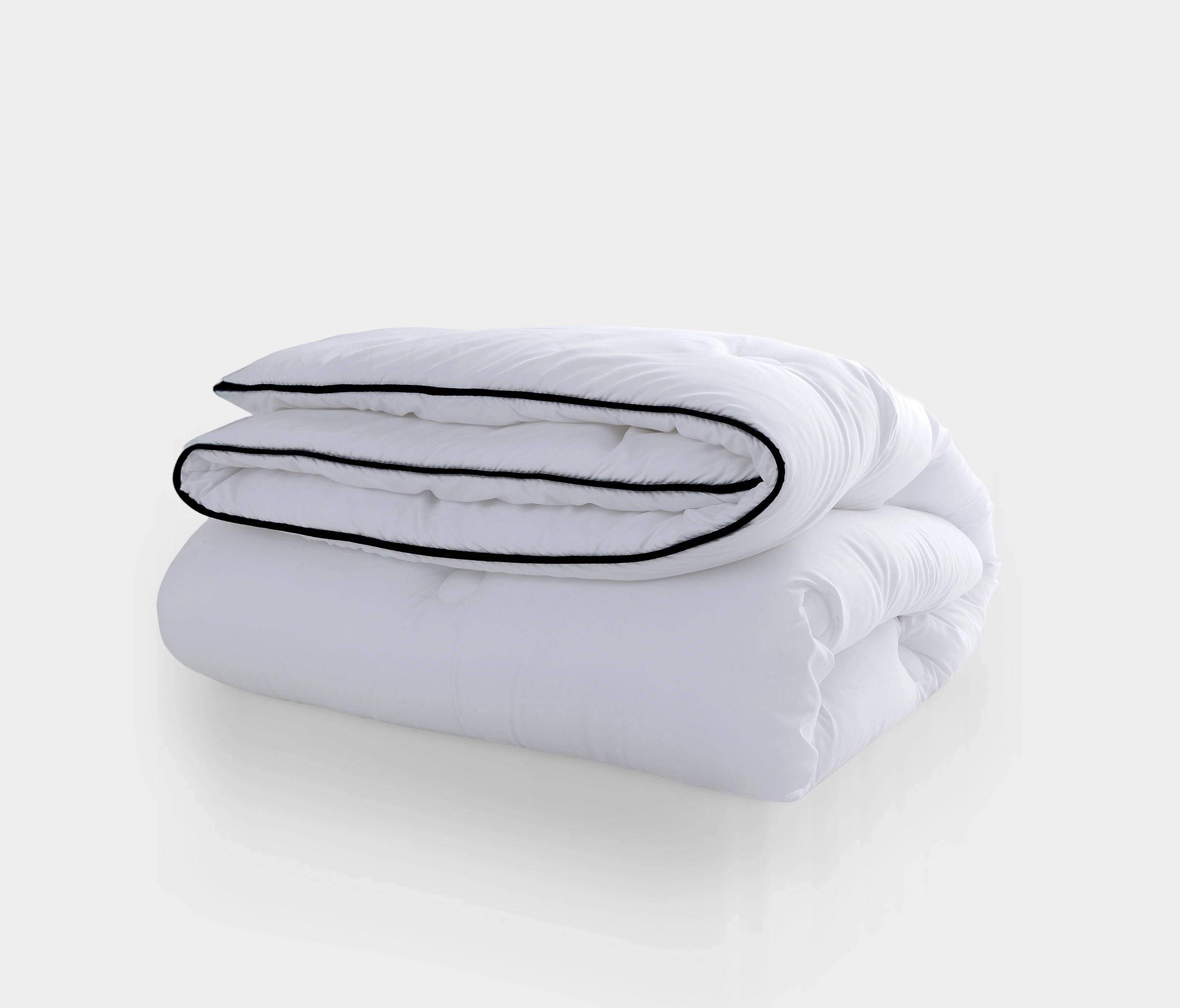 155X215 DACRON MICROFIBER QUILT